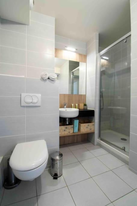 Le Tony Garnier Check In H24 Wifi Apartment Lyon Ngoại thất bức ảnh